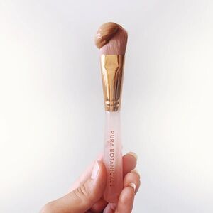Pura Botanicals Rose Quartz Mask Brush